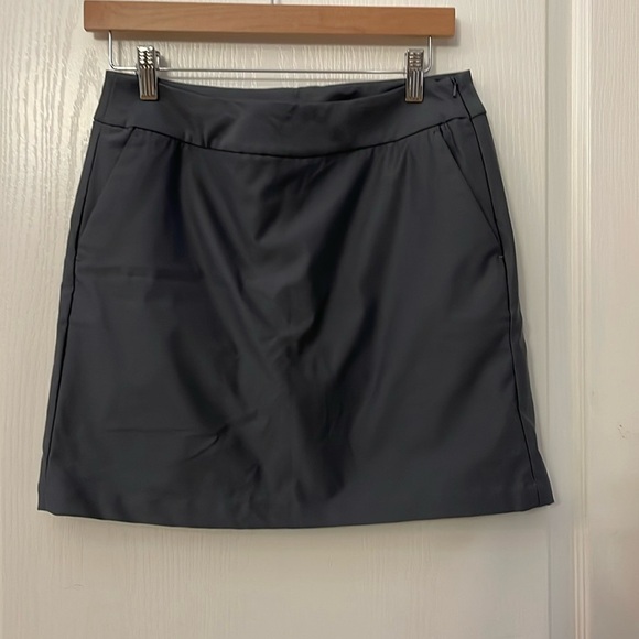 Nike Golf Gray Skort Size 4 Zippered Side Closure - Picture 1 of 4